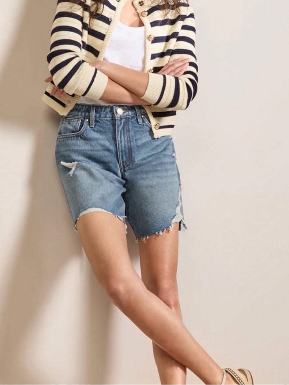 Kut From The Kloth Hailey Bermuda Distressed